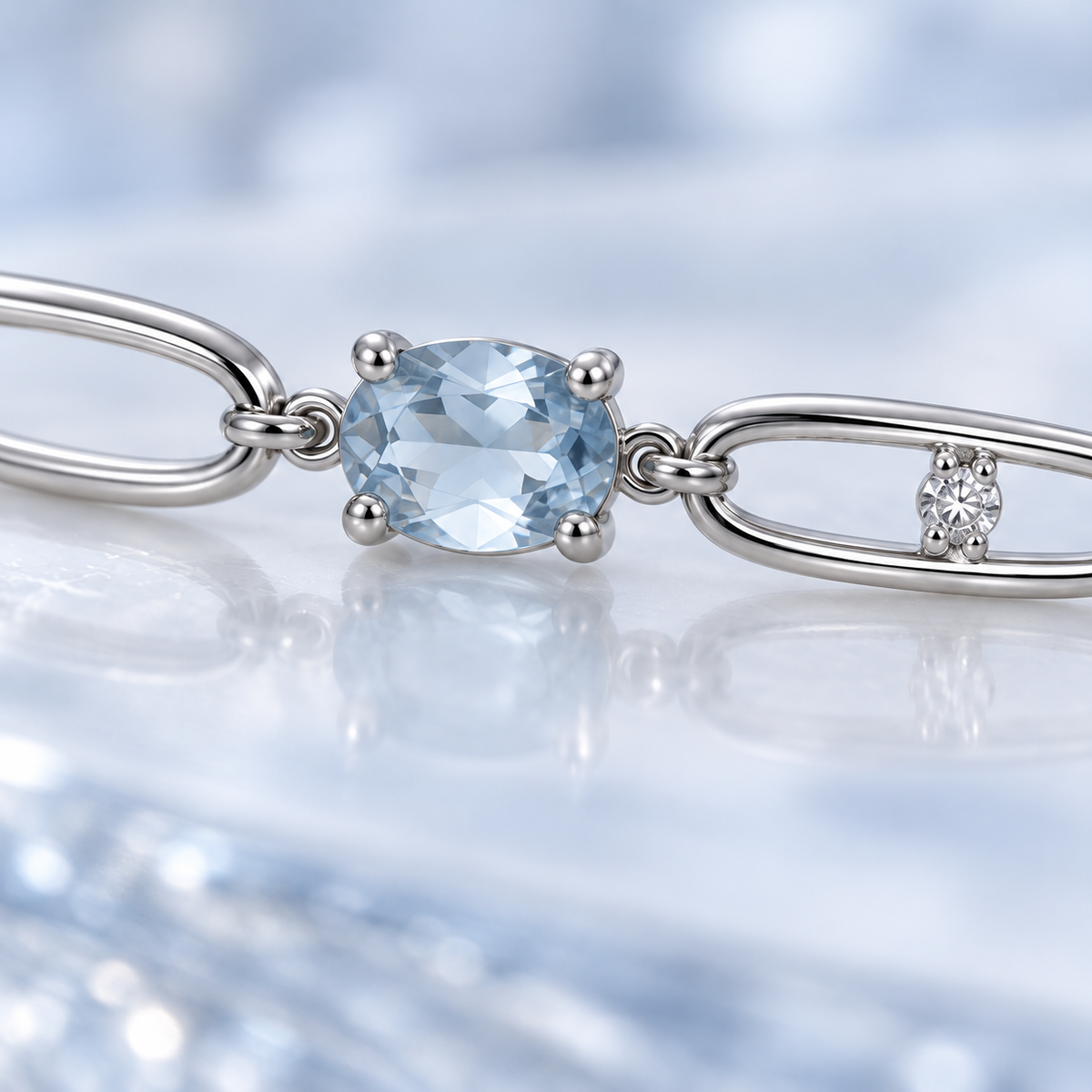 OFICIAA® Mira Halo Current Bracelet — detail view
